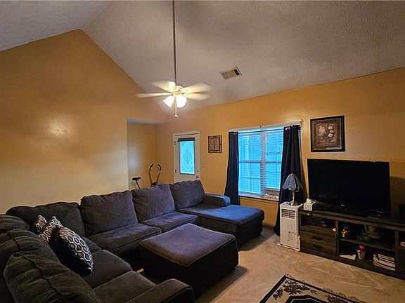 5th image of 1193 New Hope Rd