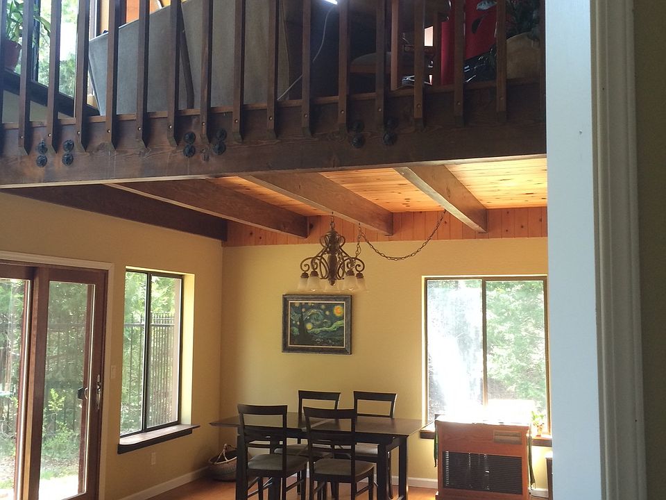 2nd image of 1934 Deetz Rd