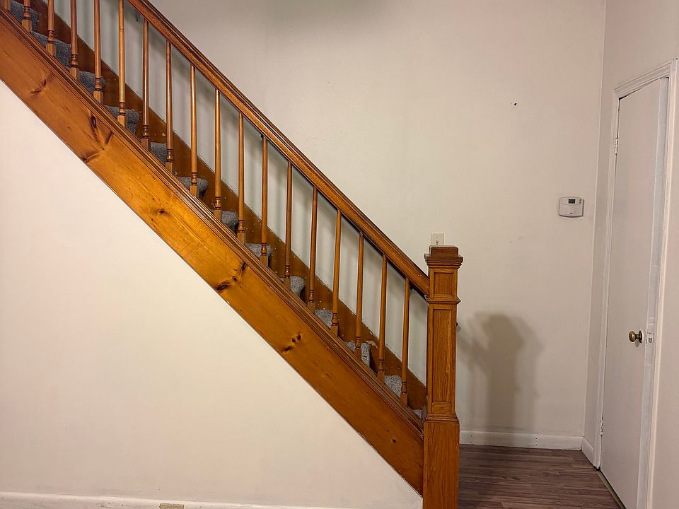 1st image of 1524 Meylert Ave