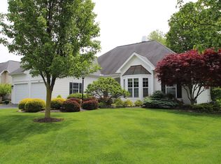 165 New Tudor Rd, Pittsford, NY 14534