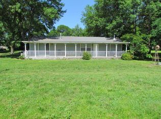 659 N Center St, Elkins, AR 72727