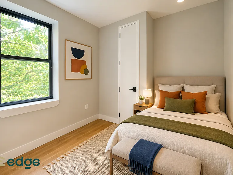 2 N Henry St #2B — Photo 3