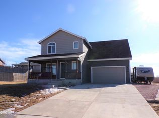 136 College Park Cir, Gillette, WY 82718