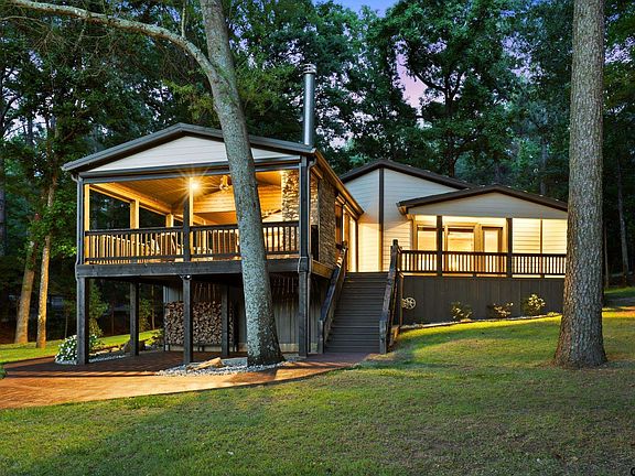 3rd image of 632 Cypress Creek Dr