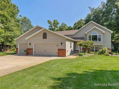 10901 Wildlife Dr, Greenville, MI, 48838