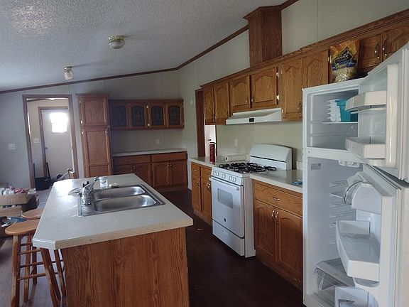 3rd image of 1200 Briar Patch Ln