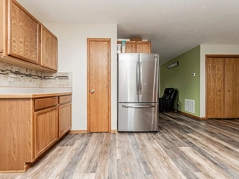 120 W Spruce St — Photo 10