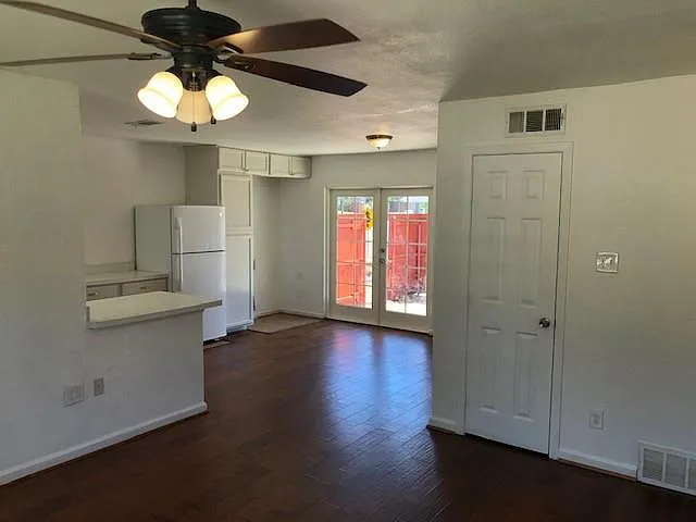 1430 Judy Dr — Photo 3