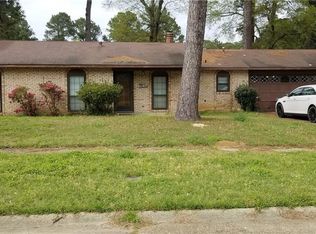 2942 Silver Pine Ln, Shreveport, LA 71108