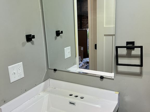 3rd image of 500 E Erie St #3B