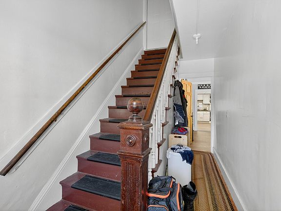 5th image of 86-88 Cottage St