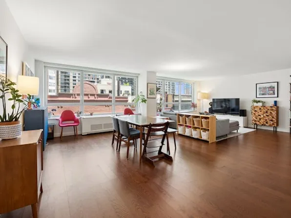 200 East 94th Street image 1 of 17