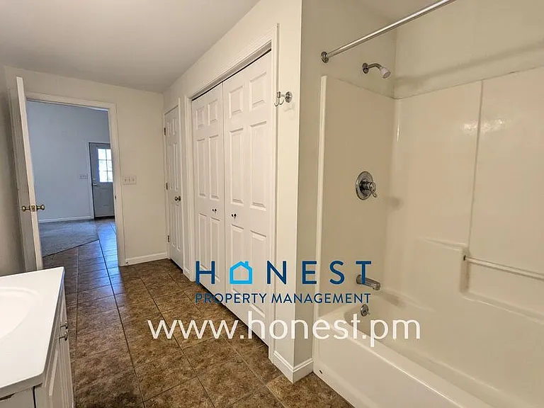 5 Crooker St #2 — Photo 22