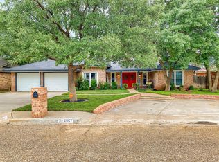 2027 Buffalo Dr, Levelland, TX 79336