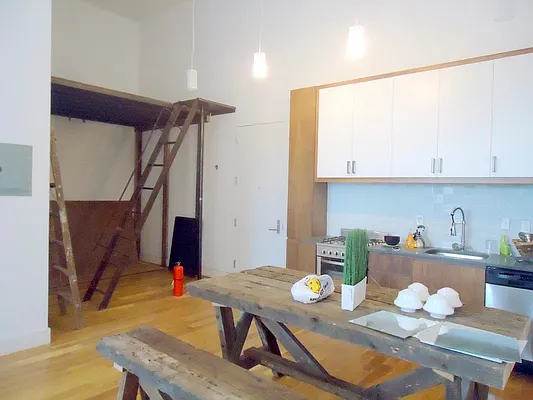 Rented by Fiddler Realty | media 13