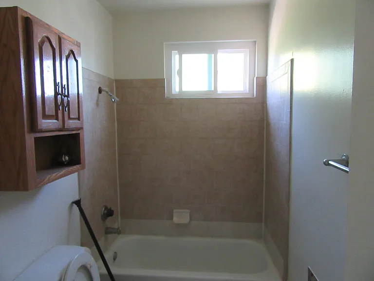 3008 S West View St #1/2 — Photo 9
