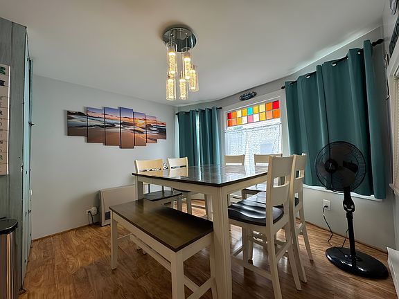 4th image of 108 W Grand Ave #2