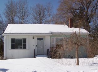 28 Hodgins St, Portland, ME 04103