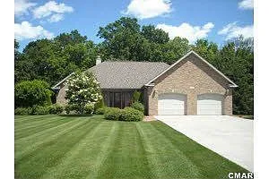 2203 Cornerstone Dr photo 1