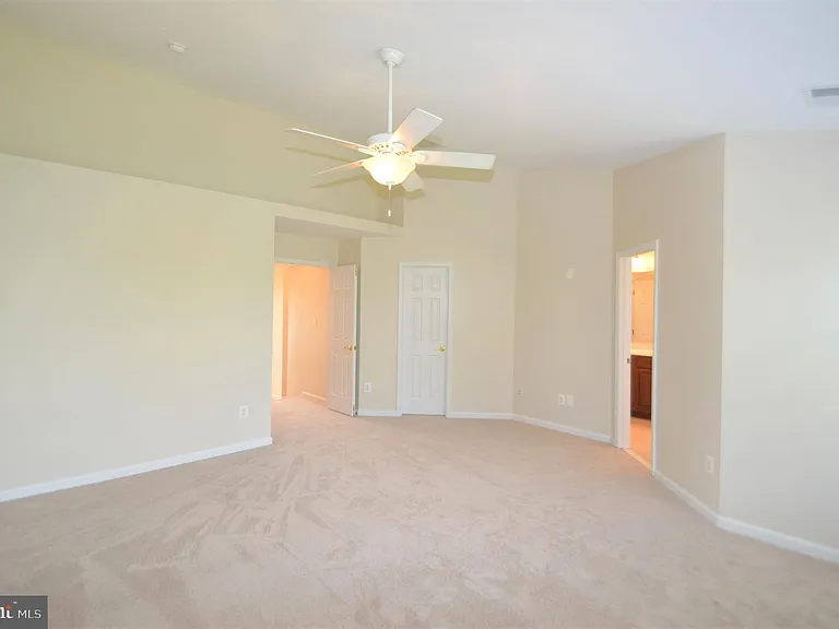 25140 Boomerang Ter — Photo 30