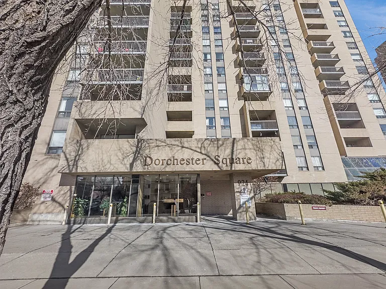 924 14th Ave SW #908 — Photo 31