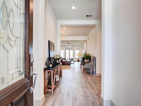2nd image of 29231 Alpine Garden Dr