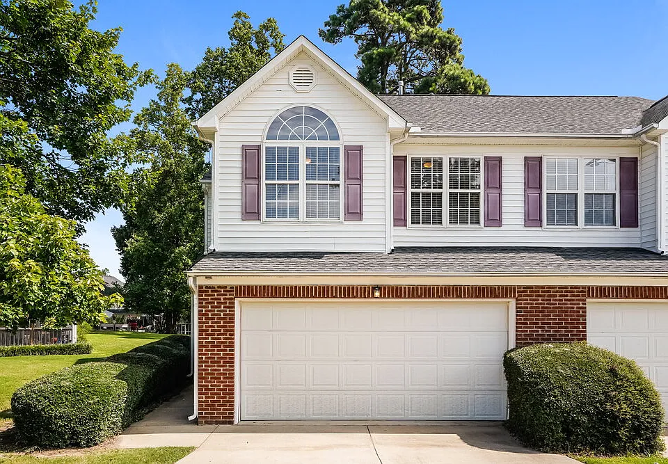 2232 Castle Pines Dr