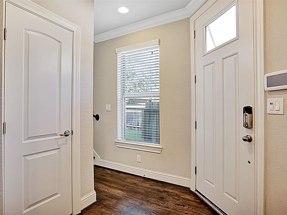 3rd image of 2631 Shady Woods Ln