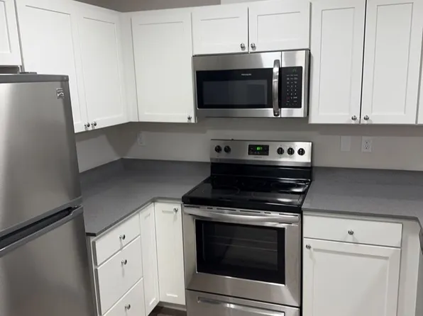 Harbor Station Apartments, 446 NE Izett St #106, Oak Harbor, WA 98277