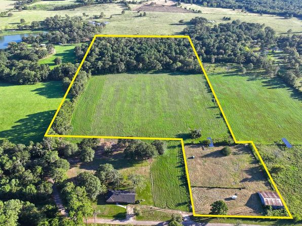4 Hoke Rd, Richards, TX 77873