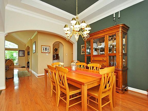 ANOTHER VIEW OF DINING.