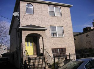 88 Wegman Pkwy, Jersey City, NJ 07305