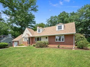 7 Leslie Ln, Wallingford, PA 19086