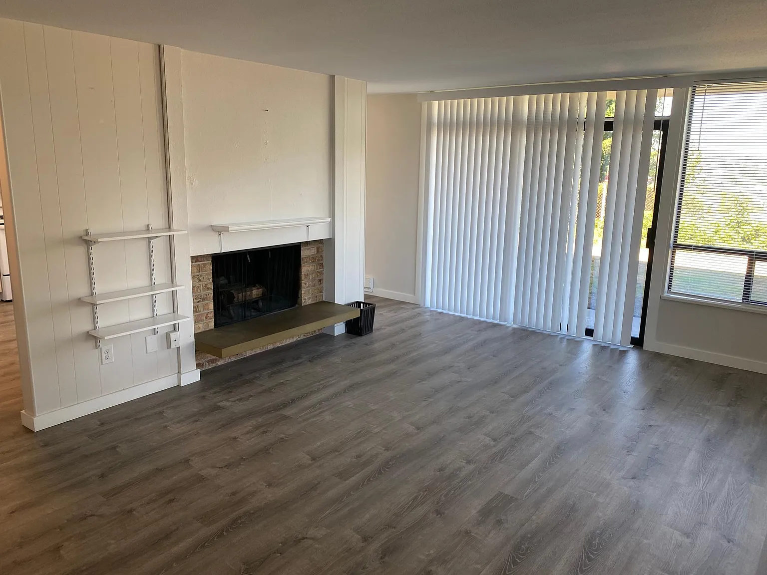 1 bed, 914 sqft, $1,695 — Photo 4