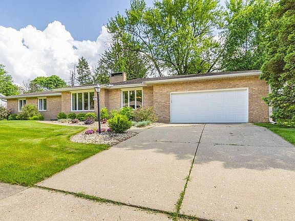 3rd image of 1118 W Millford Ln