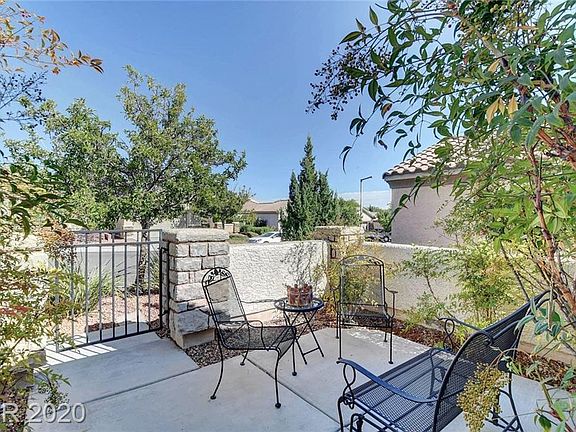 3rd image of 11621 Crimson Rose Ave