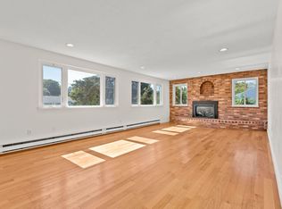 16 Off Conwell St, Provincetown, MA 02657