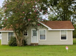 8462 S Rocky Creek Rd, Cottonwood, AL 36320