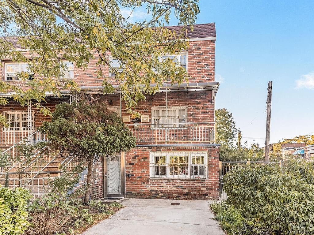 4063 Laconia Avenue, Bronx, NY 10466 Zillow