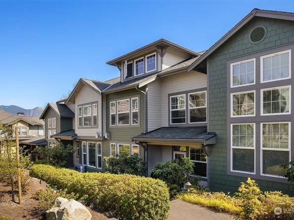7806 Fairway Avenue SE #1102, Snoqualmie, WA 98065