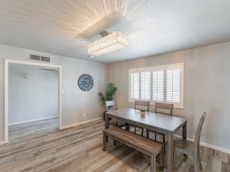 8708 E Vista Dr — Photo 9
