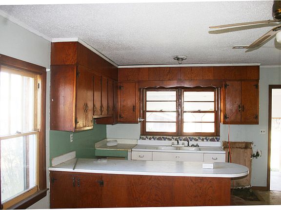4th image of 1503 Old Tellico Hwy S