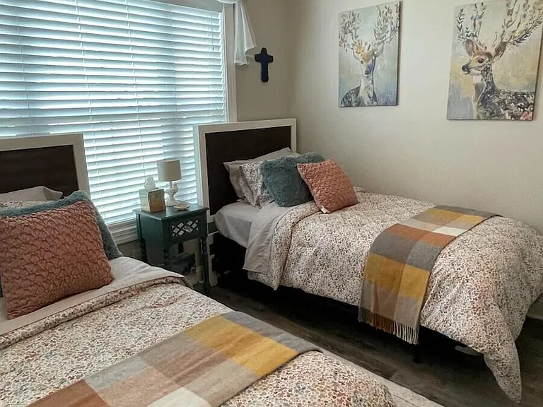 212 Victorian Lakes Dr — Photo 15