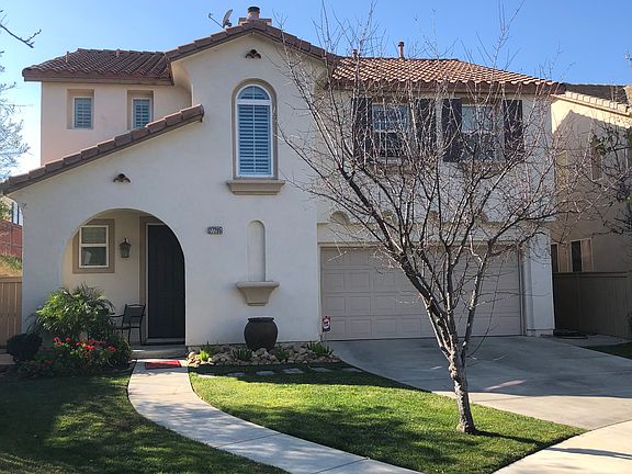 2nd image of 27205 Cloverhurst Pl