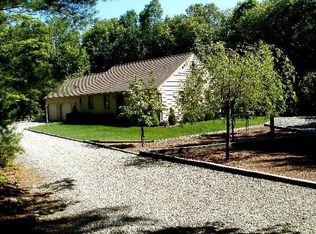 153 County St, Lakeville, MA 02347