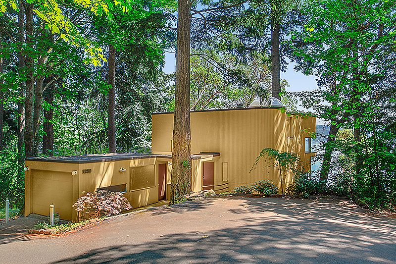 1st image of 1220 W Lake Sammamish Pkwy NE