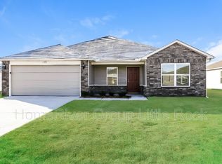 121 Sunland Dr, Beebe, AR 72012