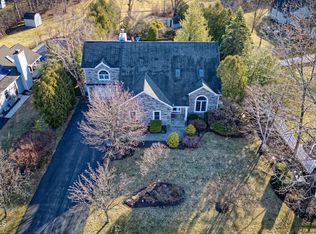 4 Groot Dr, Altamont, NY 12009