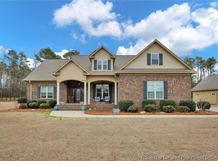 1070 John McMillan Rd, Hope Mills, NC 28348