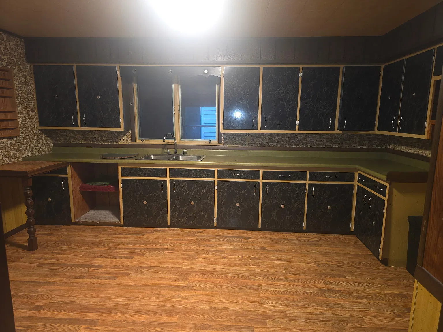5 bed, 1971 sqft, $1,500 — Photo 3